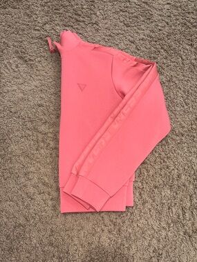 Guess Pink Women’s Zip-Shoulder Pullover Jacket